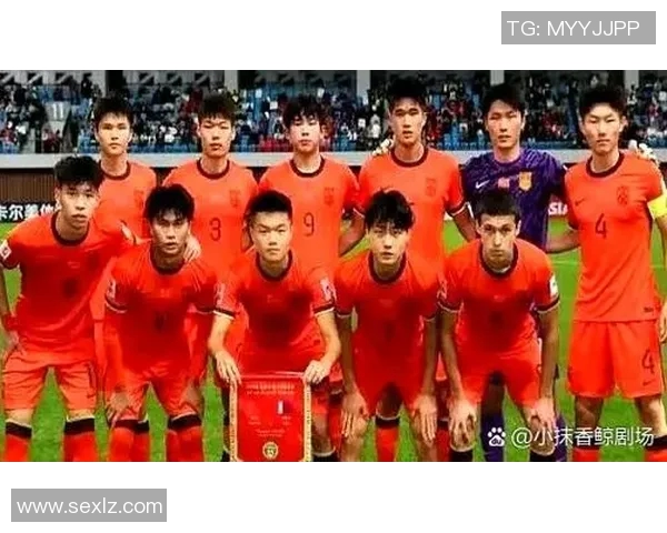 广州足球队状态变革引发热议球迷期待新篇章的崛起与挑战 广州足球队状态变革引发热议球迷期待新篇章的崛起与挑战