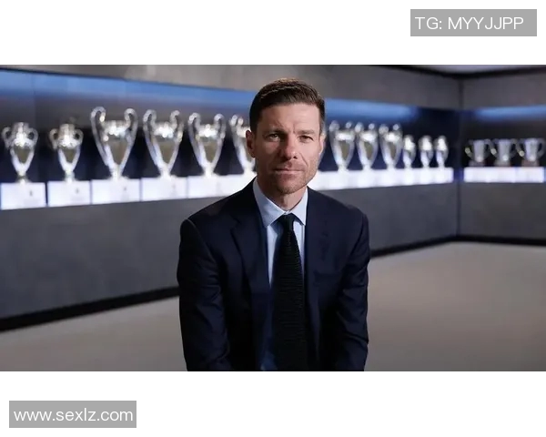 哈维阿隆索退役后新篇章将执教皇家马德里青年队开启教练生涯