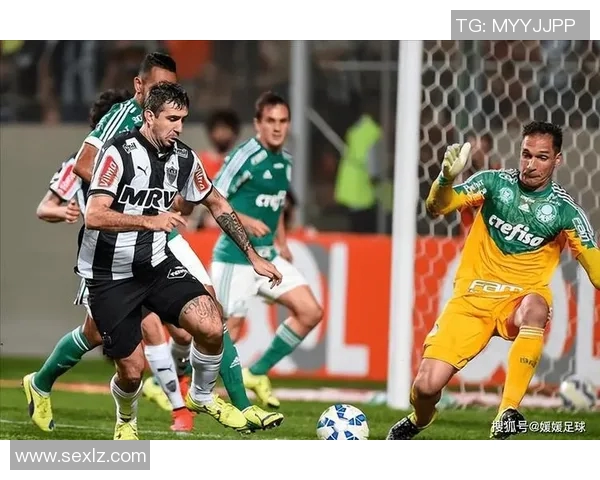 圣保罗与巴竞技激战正酣比分悬念迭起精彩瞬间回顾 圣保罗与巴竞技激战正酣比分悬念迭起精彩瞬间回顾