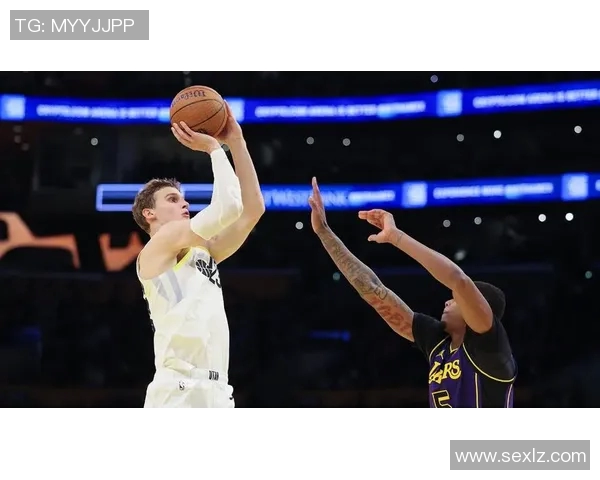 湖人对阵爵士精彩360直播全程回顾与赛后分析 湖人对阵爵士精彩360直播全程回顾与赛后分析