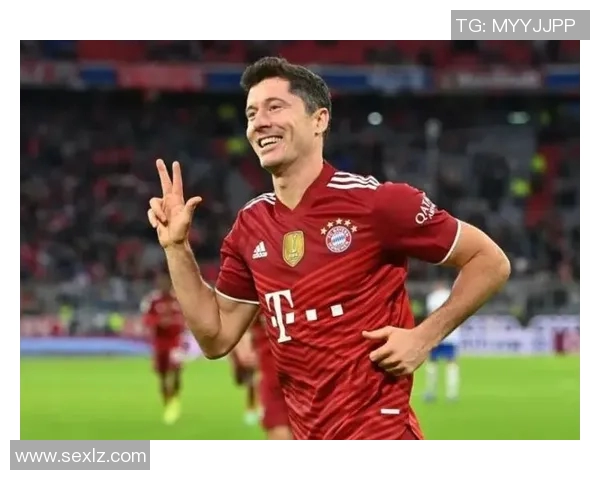 莱万回归安联球场遭拜仁球迷嘘声四起称其忘恩负义