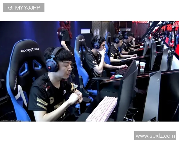 高校联赛精彩回顾:RNG团队配合展现出色默契与战术执行力 高校联赛精彩回顾:RNG团队配合展现出色默契与战术执行力