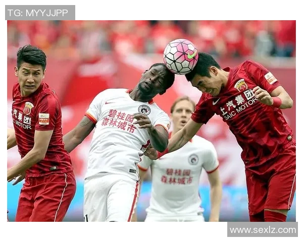 上港与辽宁宏运激战正酣争夺中超积分榜关键战役即将上演