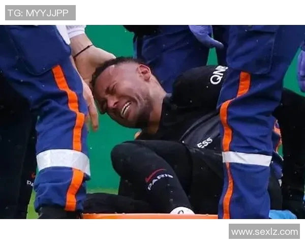 内马尔本赛季第五次受伤巴黎欧冠之路面临严峻考验