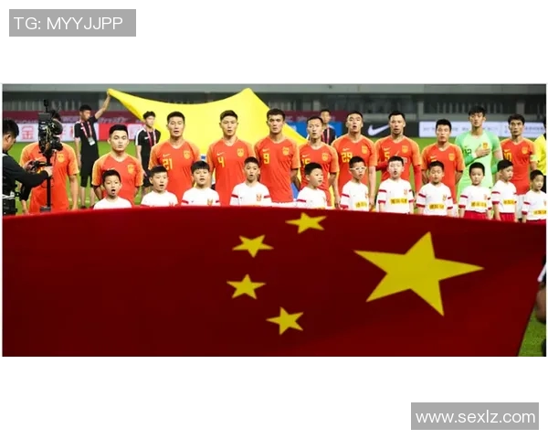 国足迎战卡特尔力争胜利展现团队精神与拼搏决心